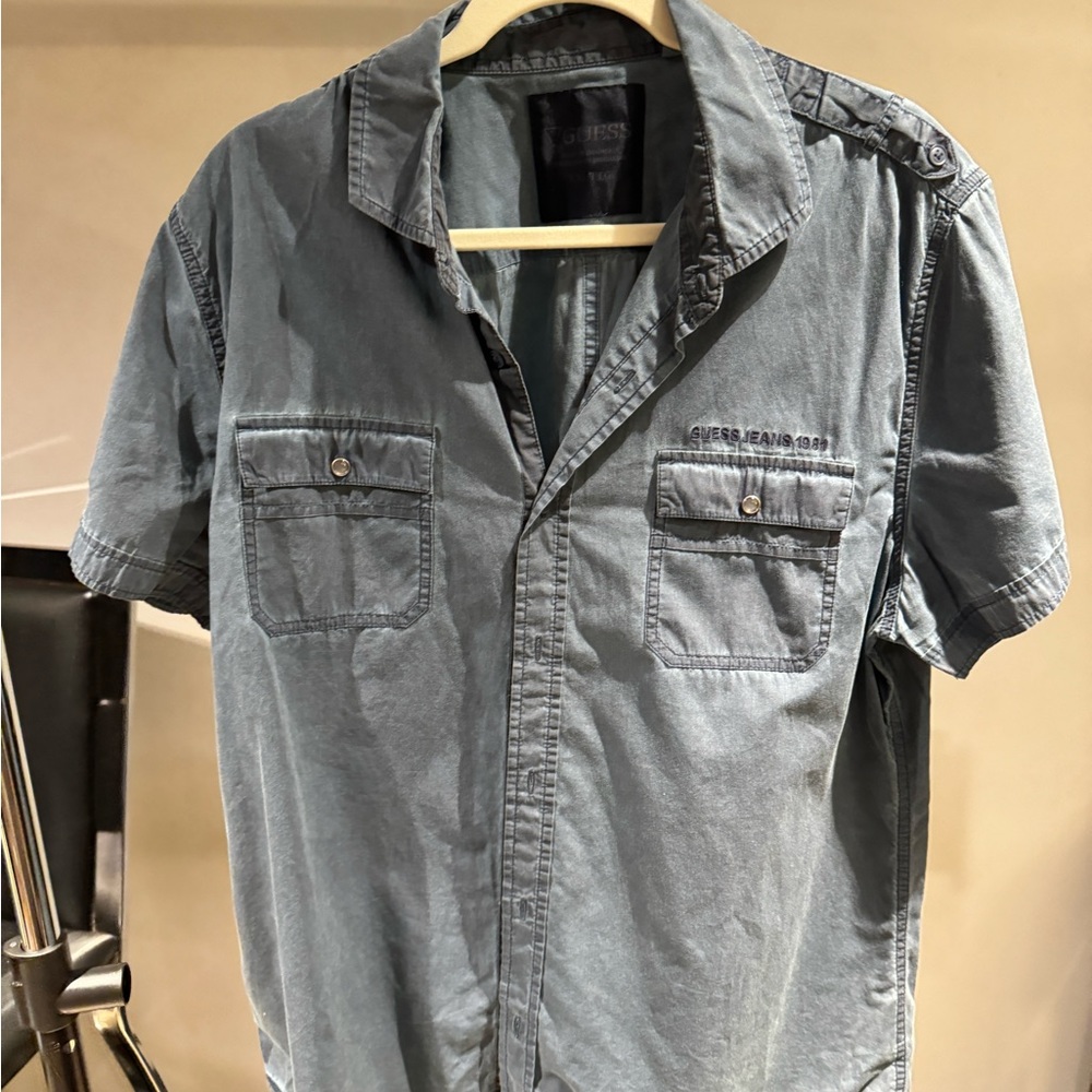 Guess button down